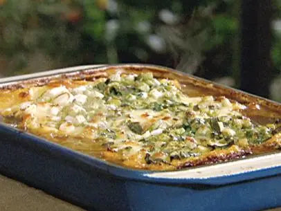 Shepherd's Pie with Green Onion Cheese Crust